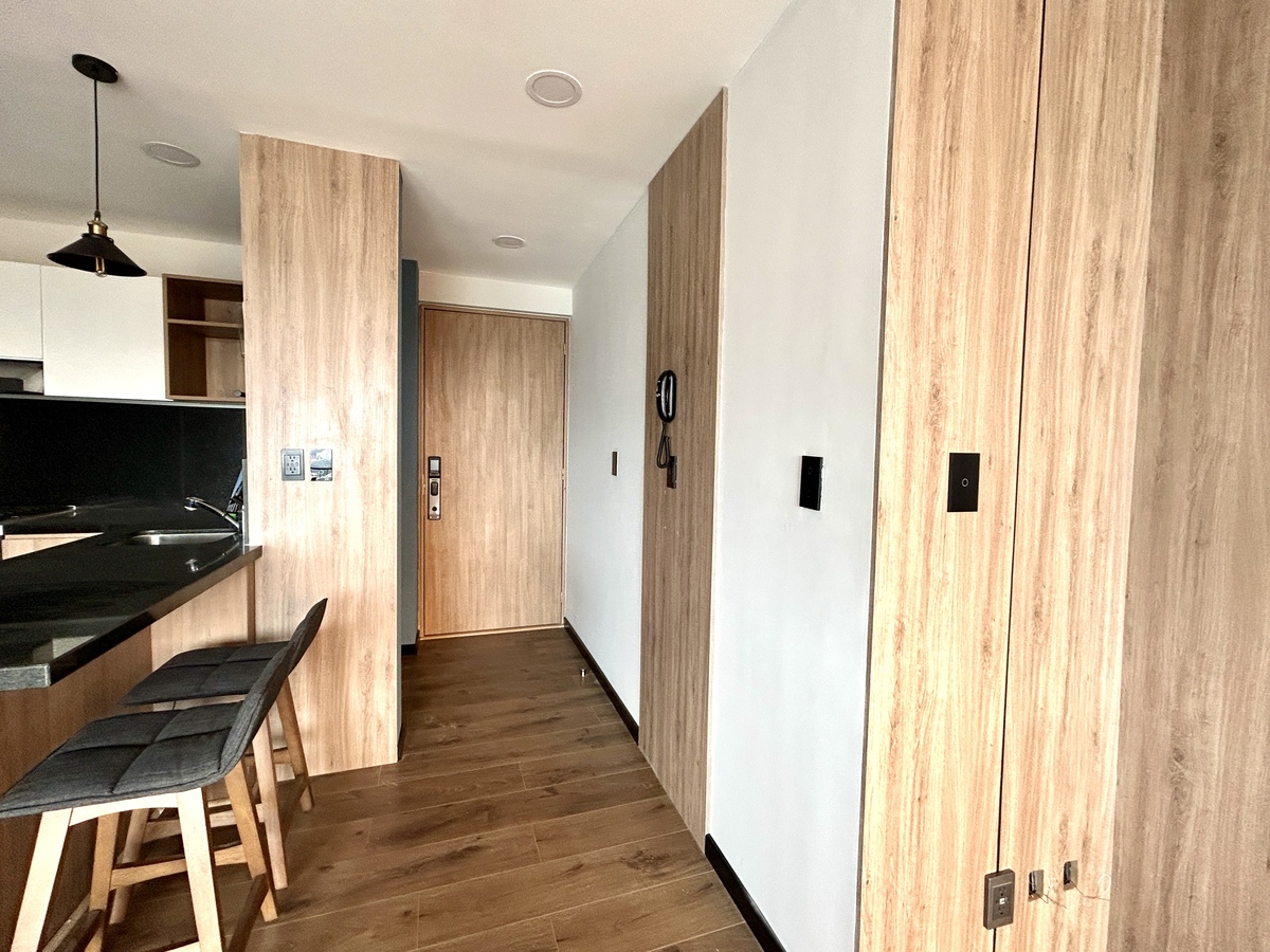 3 of 31: ACCESO PRINCIPAL