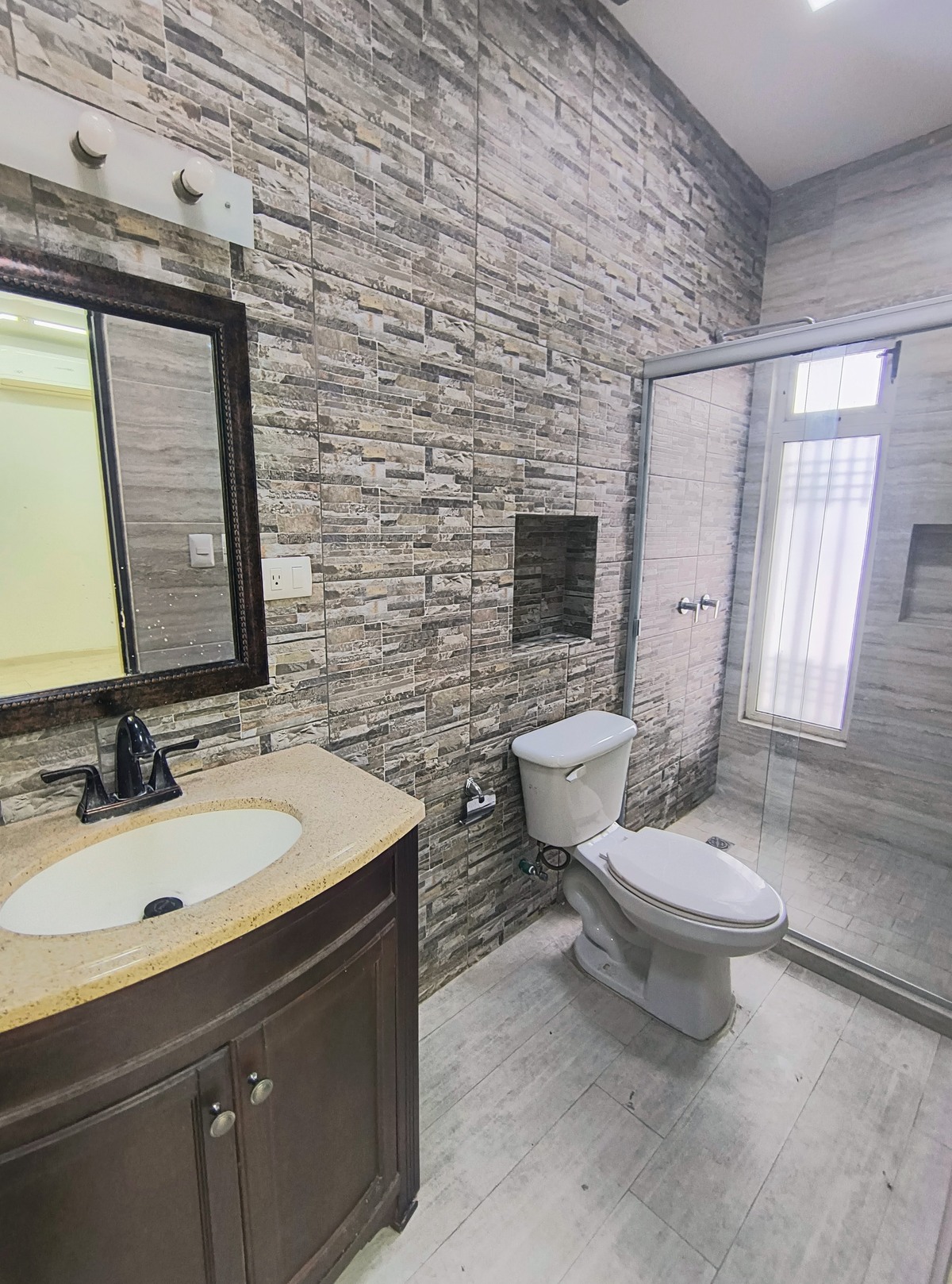 5 de 12: Baño completo