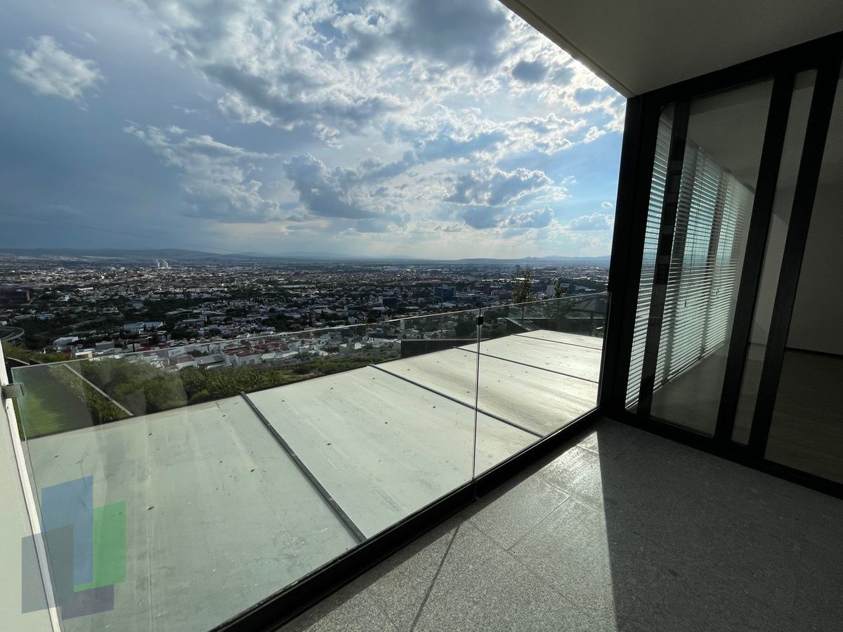 Departamento en renta / venta en zona Mira Diamante vista espectacular