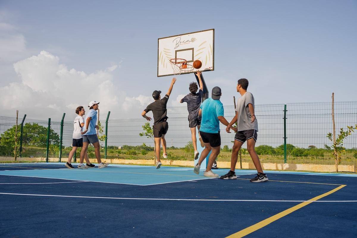 18 de 24: Cancha de Basketball