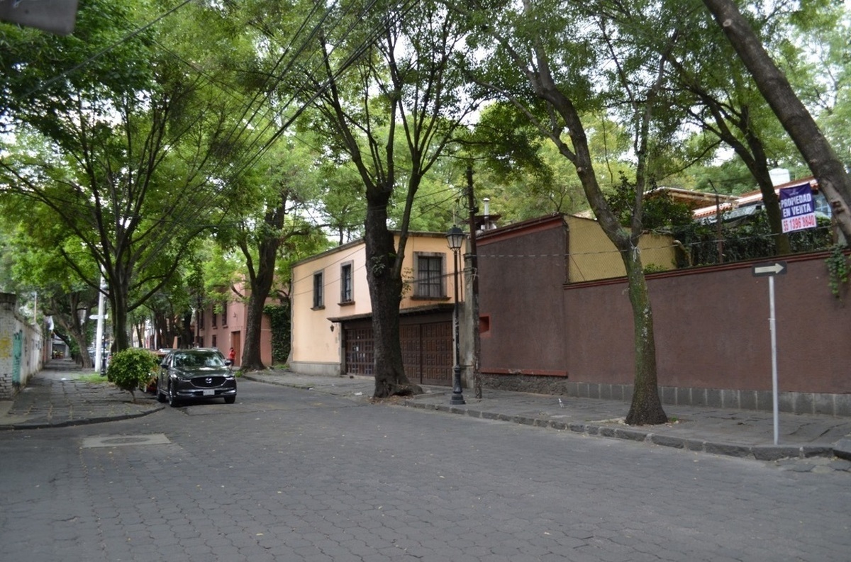 3 de 8