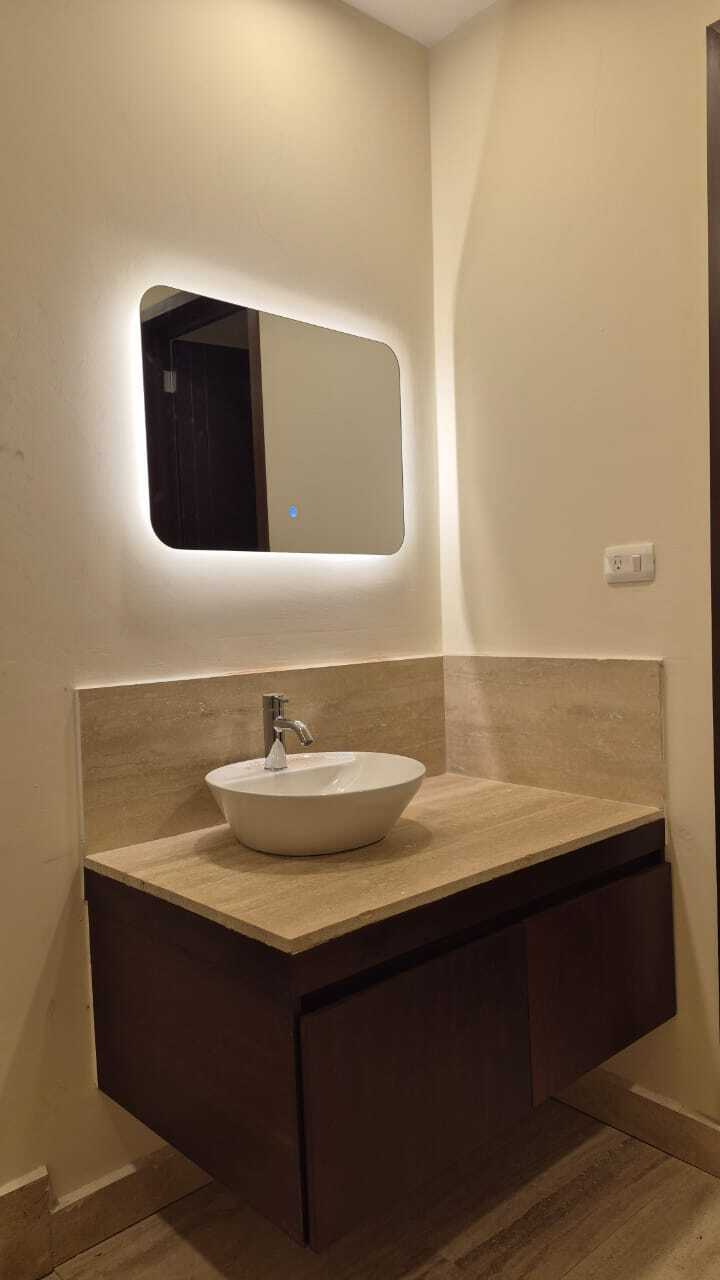 5 of 15: BAÑO CON ESPEJOS TÀCTILES