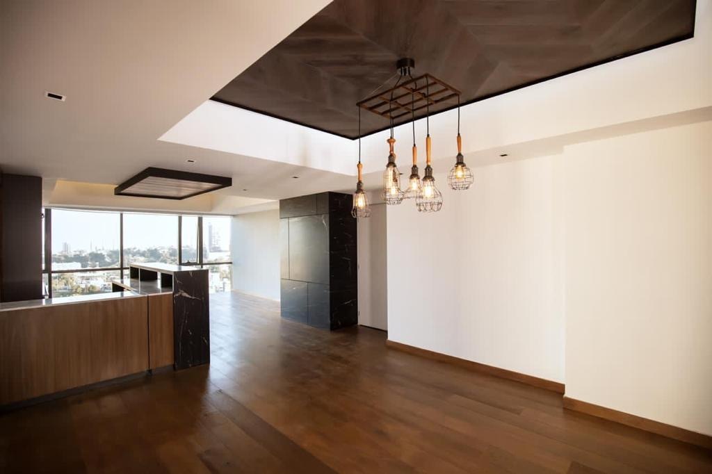 4 of 12: Sala comedor
