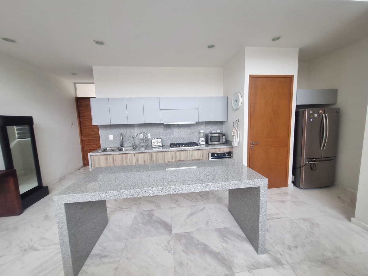 2 de 20: Cocina Integral con Barra