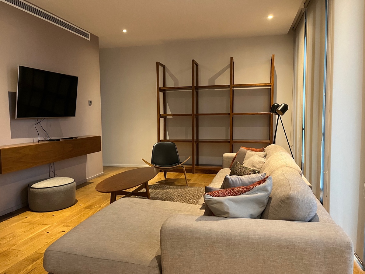 7 de 26: sala de departamento