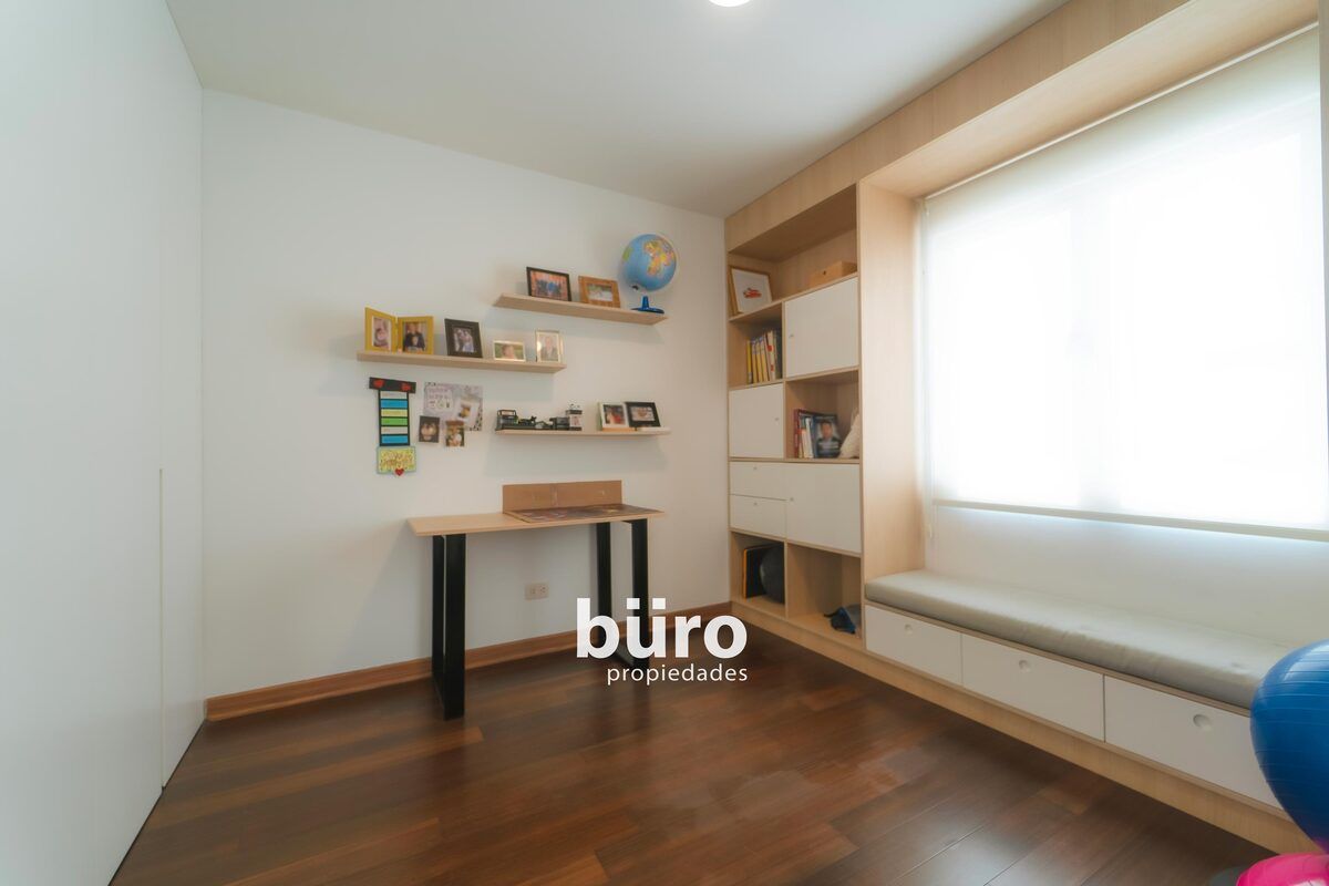 15 de 25: Dormitorio 4