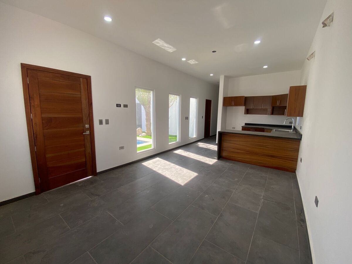 9 de 32: SALA/COCINA/COMEDOR