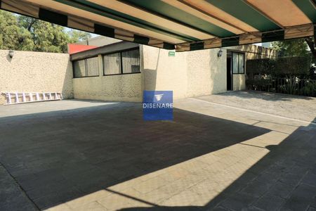 EB-UE4598