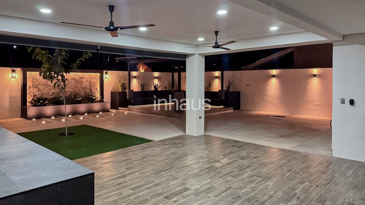 27 de 32: AREA COMUN