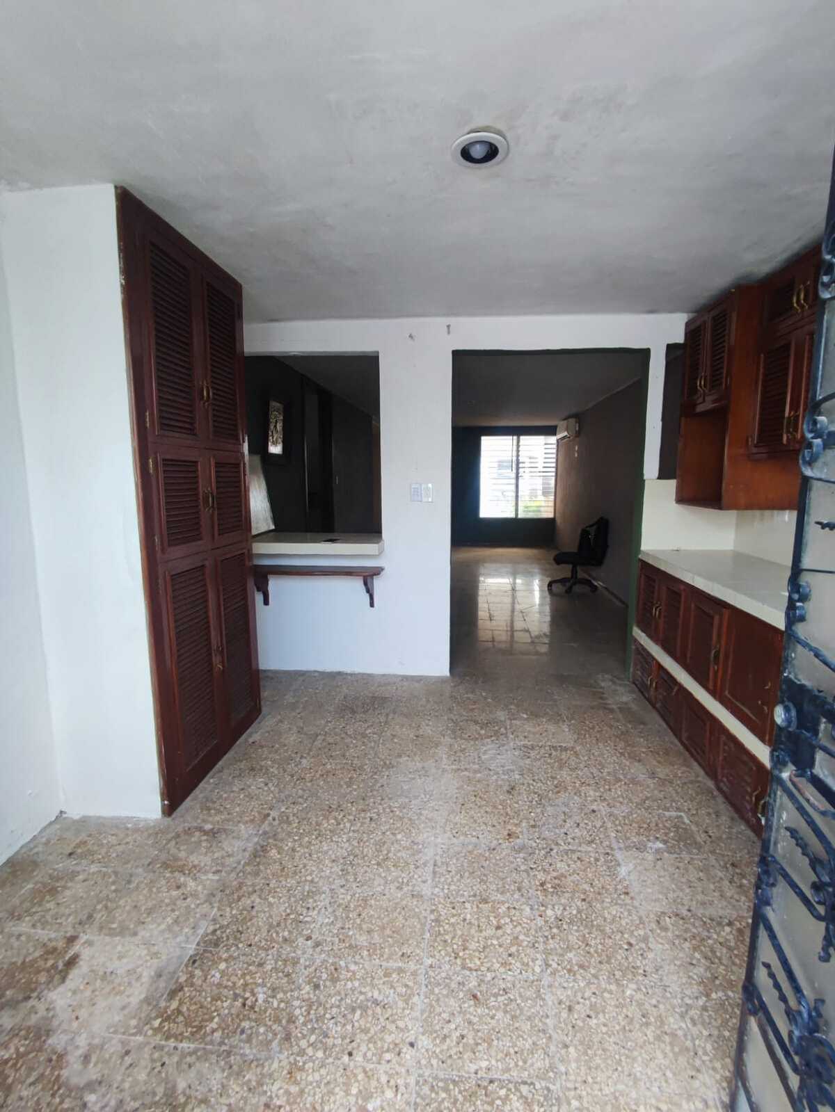 7 of 10: Cocina