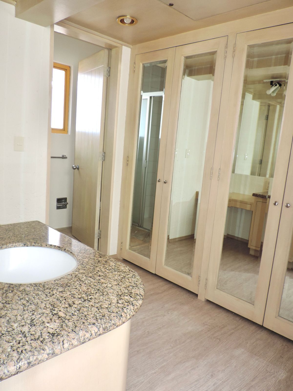 18 de 29: Vestidor Rea Ppal