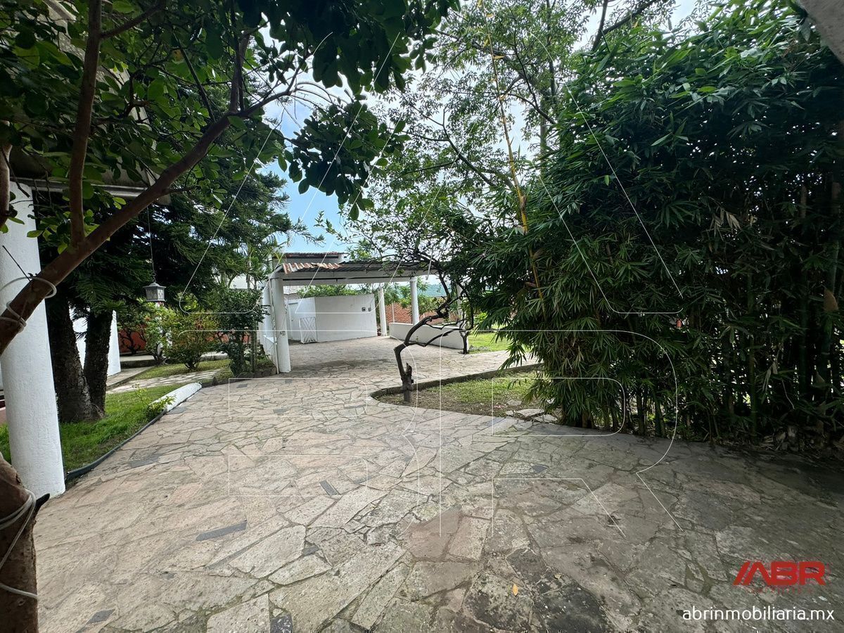 4 de 35