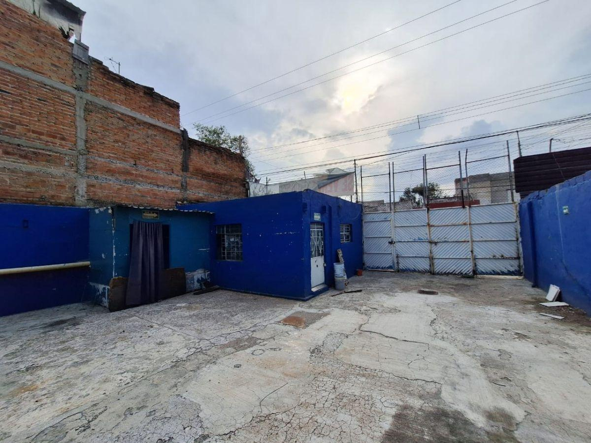 3 de 8