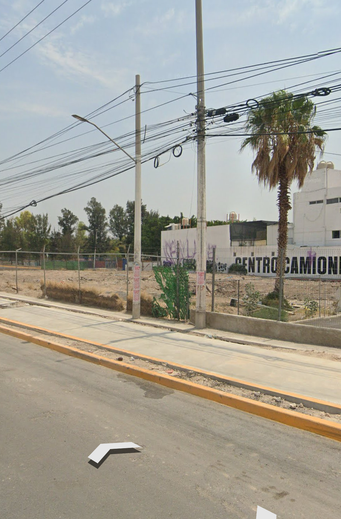 1 of 6: Terreno
