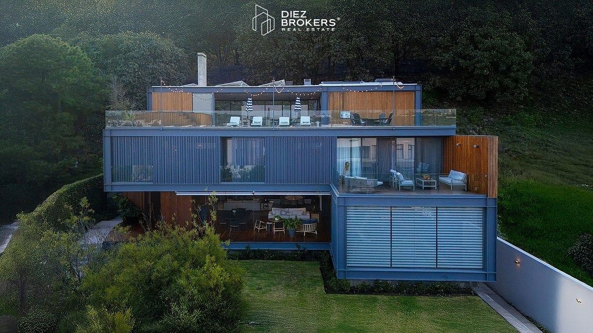Casa en Venta - Ayamonte, Zapopan - foto 1
