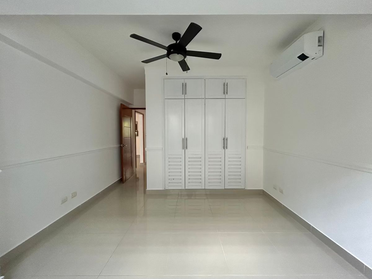 8 de 16: Habitación secundaria