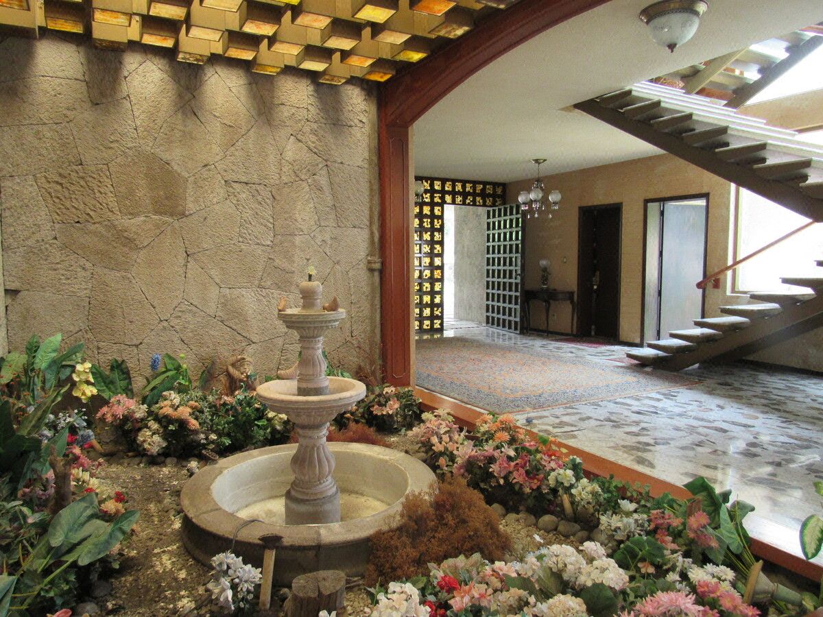 Casa en Venta en JARDINES DEL PEDREGAL