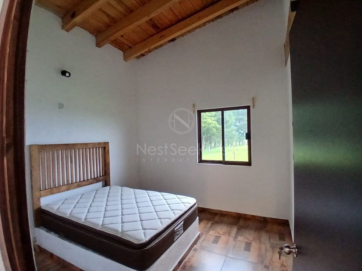 Casa em Godínez O Tehuastepec, Valle de Bravo, foto 7 de 8