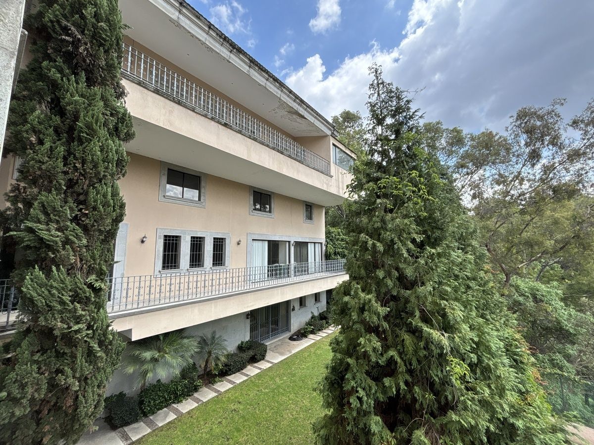 Se Vende Casa Residencial en Bosques de las Lomas