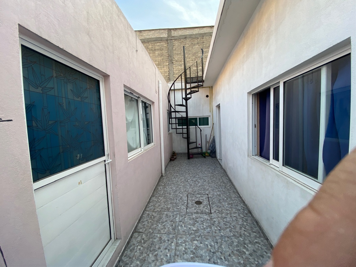 2 de 12: interior