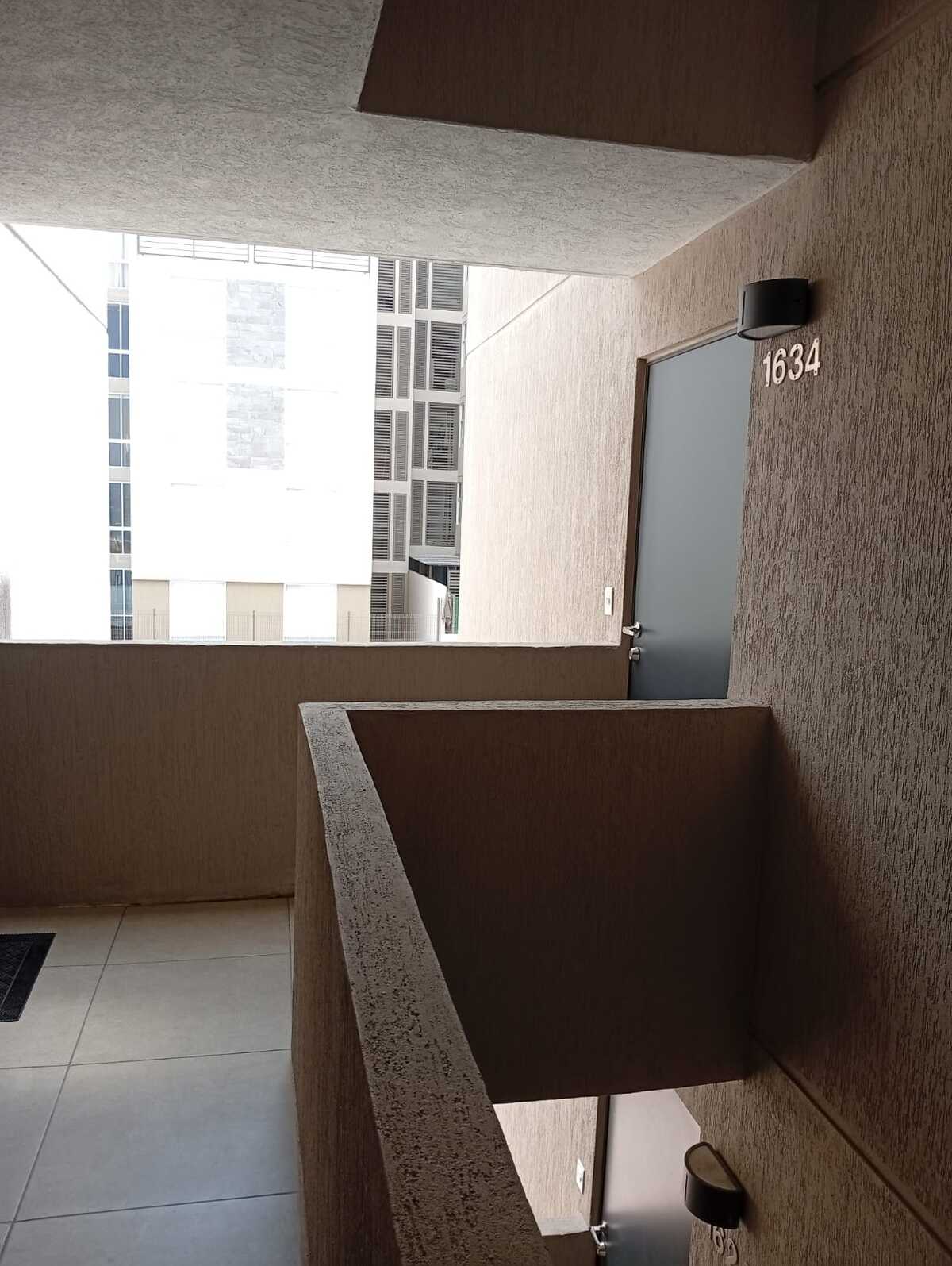 2 de 35: Entrada departamento