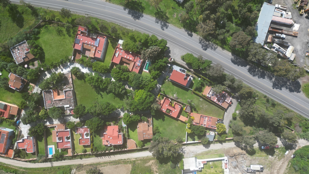 1 of 14: Vista aérea del fraccionamiento