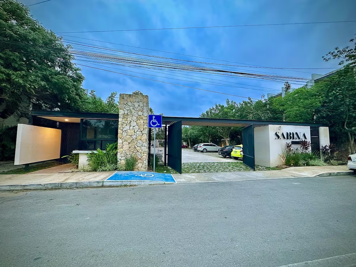 18 de 18: entrada privada