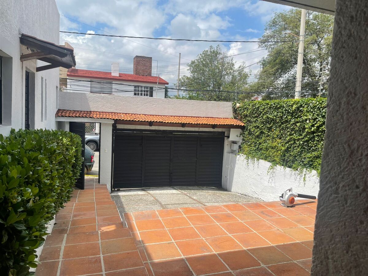 3 de 16