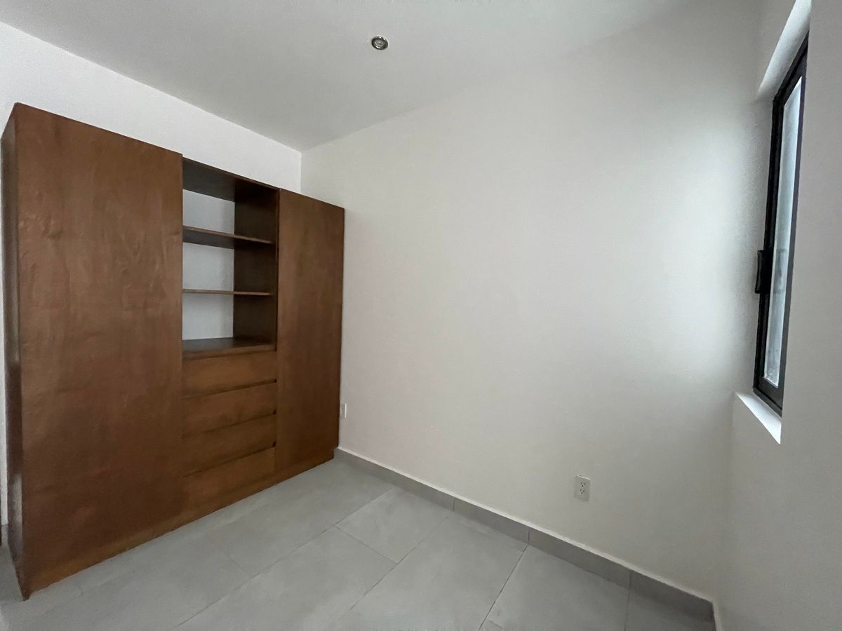 13 de 36: Cuarto de servicio