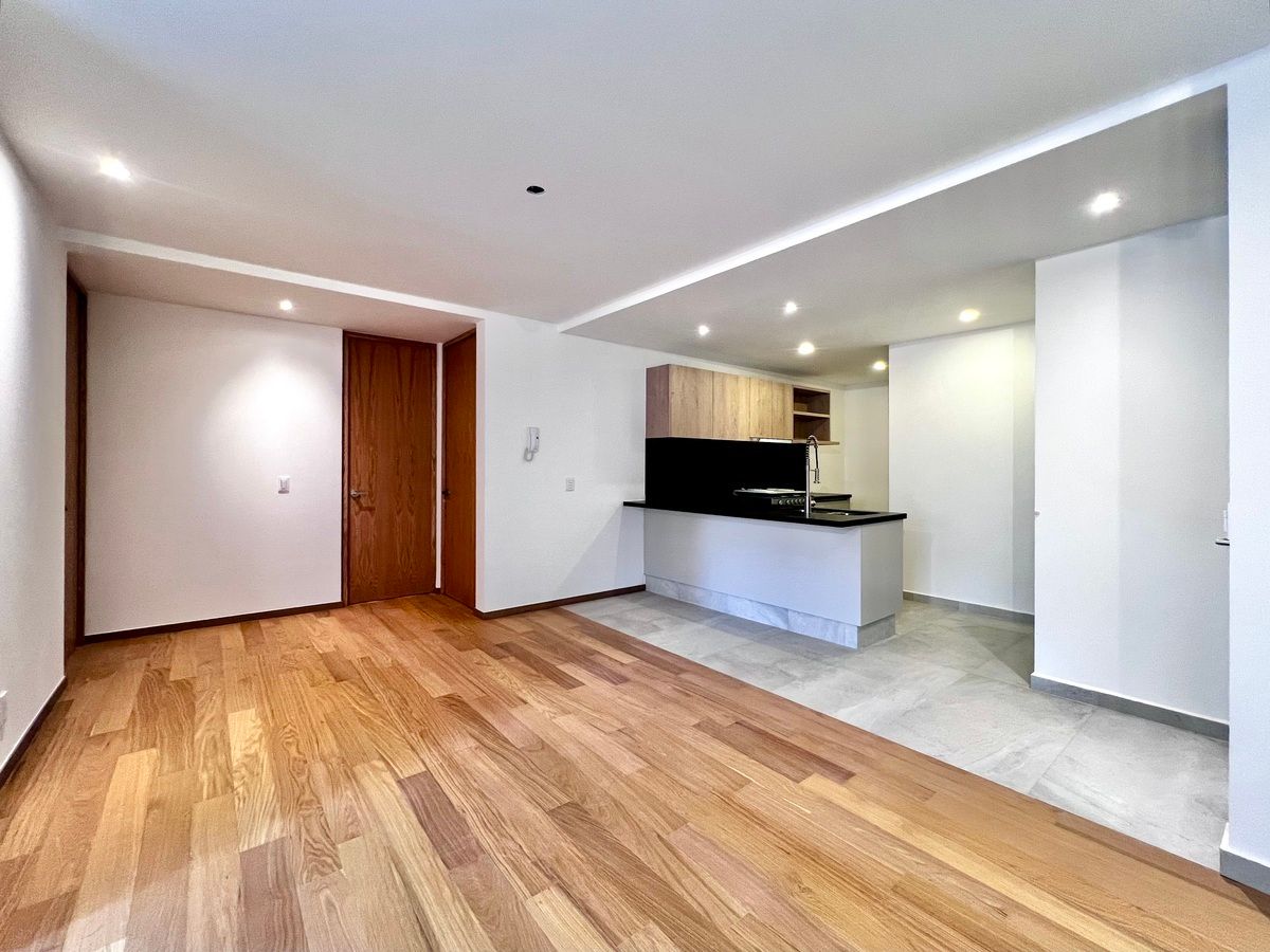 DEPARTAMENTO EXTERIOR CON BALCON EN COL. DEL VALLE NORTE