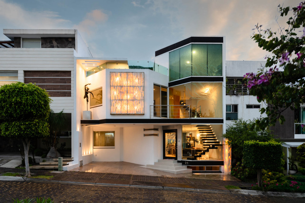 1 de 17: Fachada