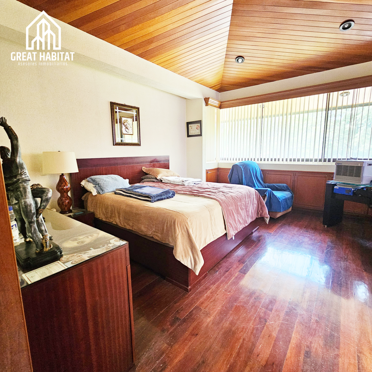 25 of 46: Habitación Principal