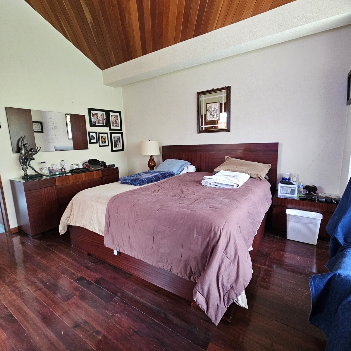 27 of 46: Habitación Principal