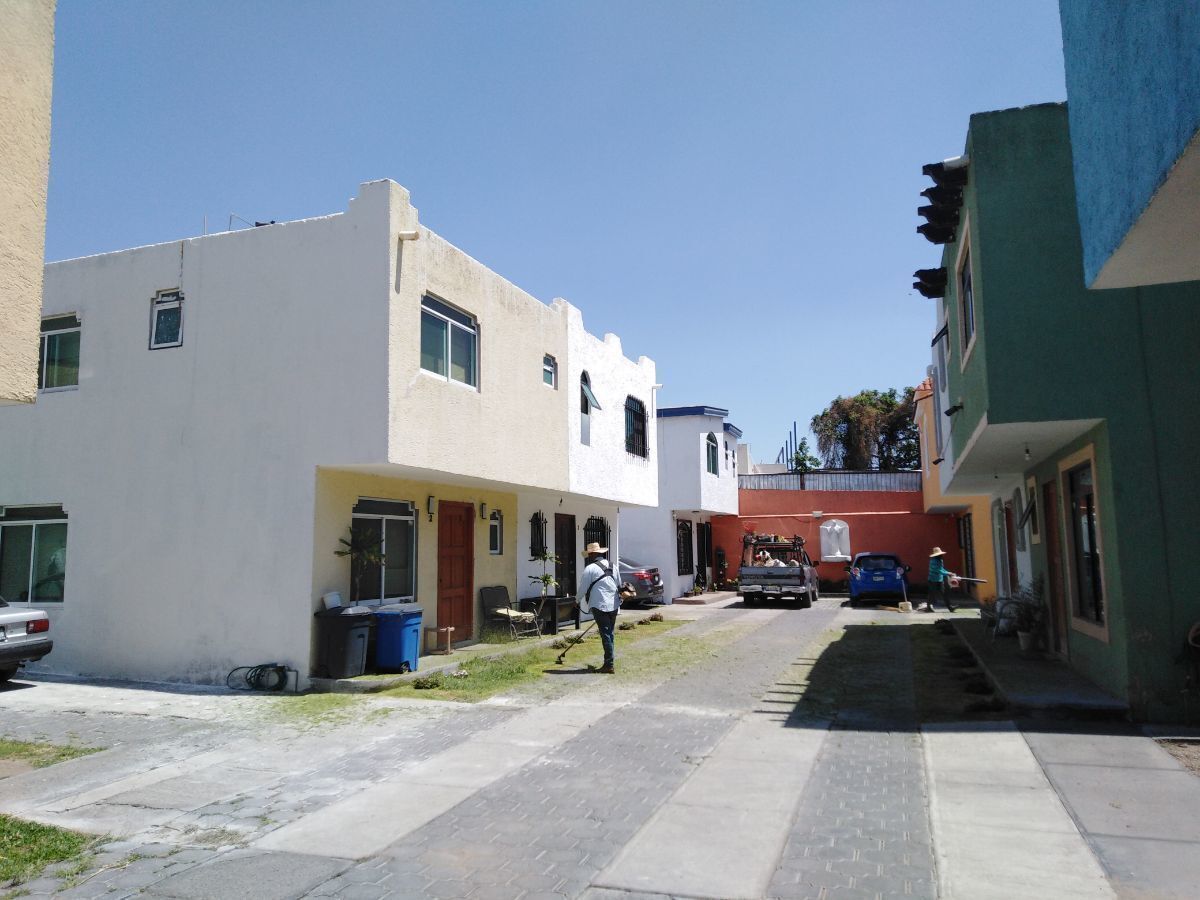 3 de 25
