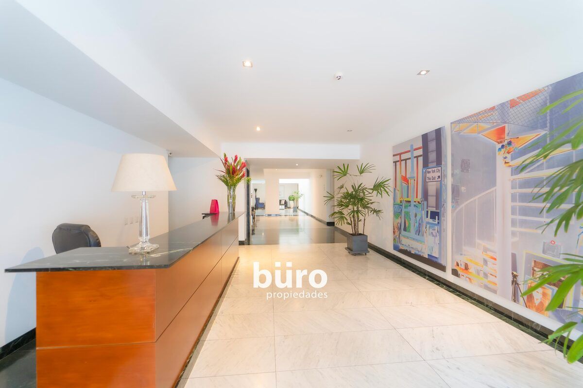 25 de 29: Lobby edificio.