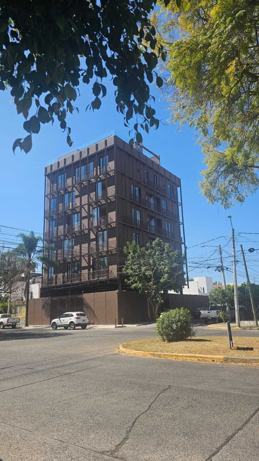 1 de 16