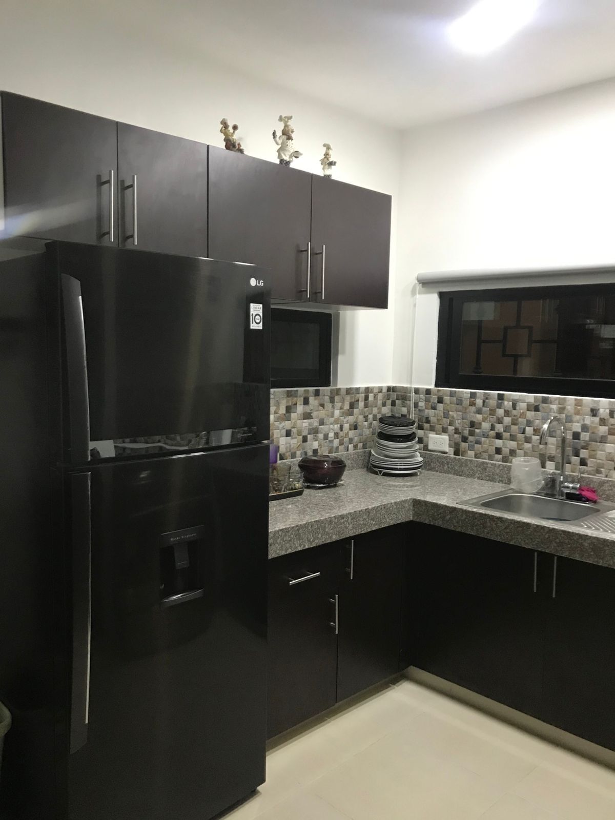 2 of 8: Cocina