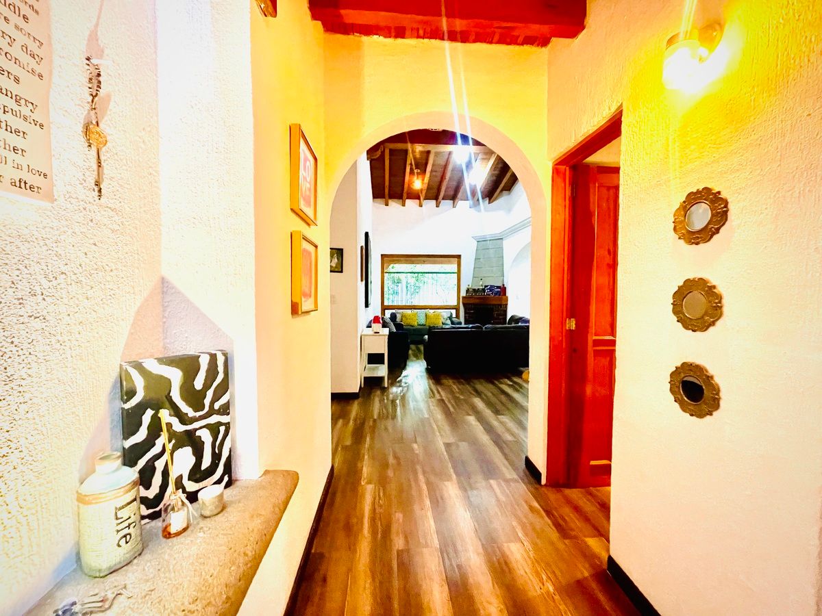 Casa en Venta en Jurica, QRO — Inversión Inteligente para Renta o Plataformas - foto 2