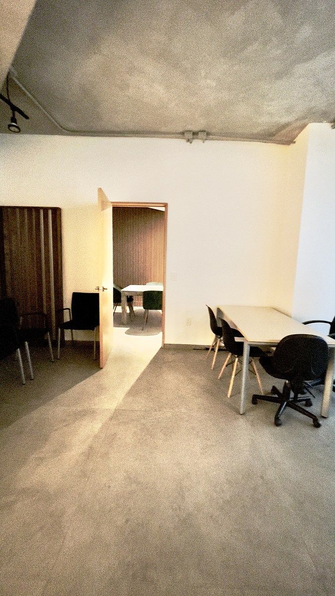 14 de 15: entrada a sala de juntas