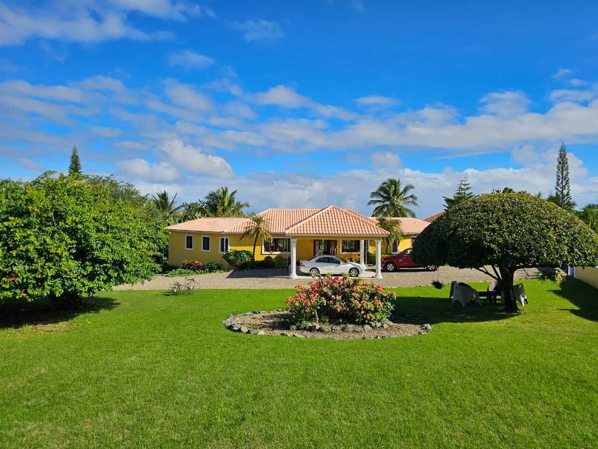 3 of 18: Front Villa Pool View