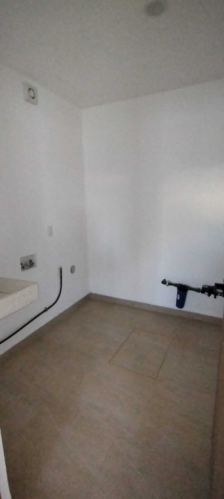 2 de 16