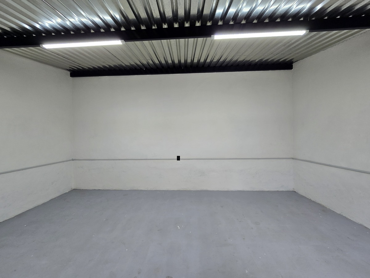 12 de 24: Bodega