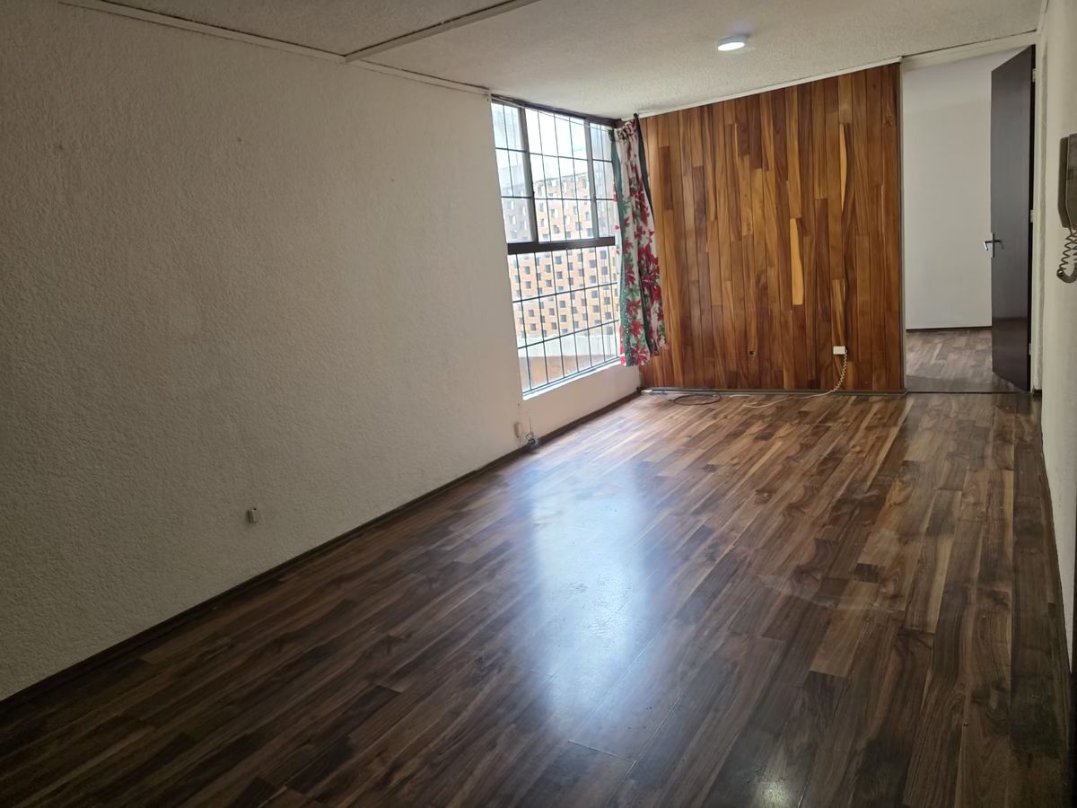 2 de 10: SALA COMEDOR