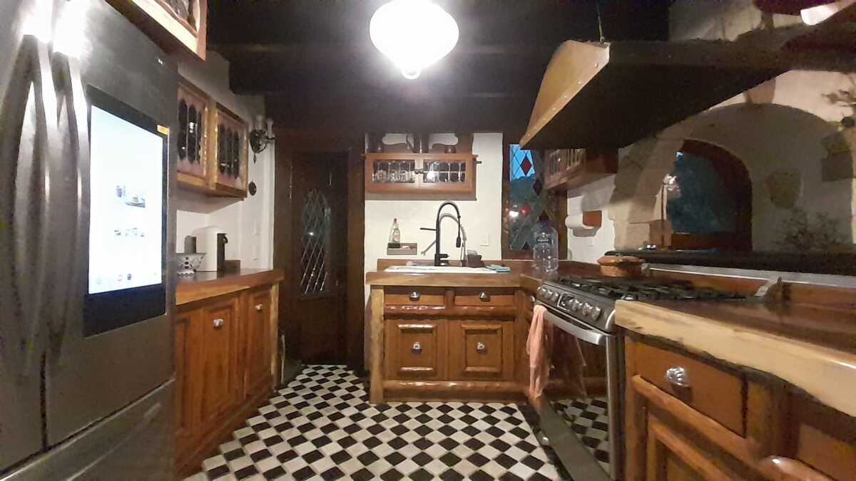 4 de 37