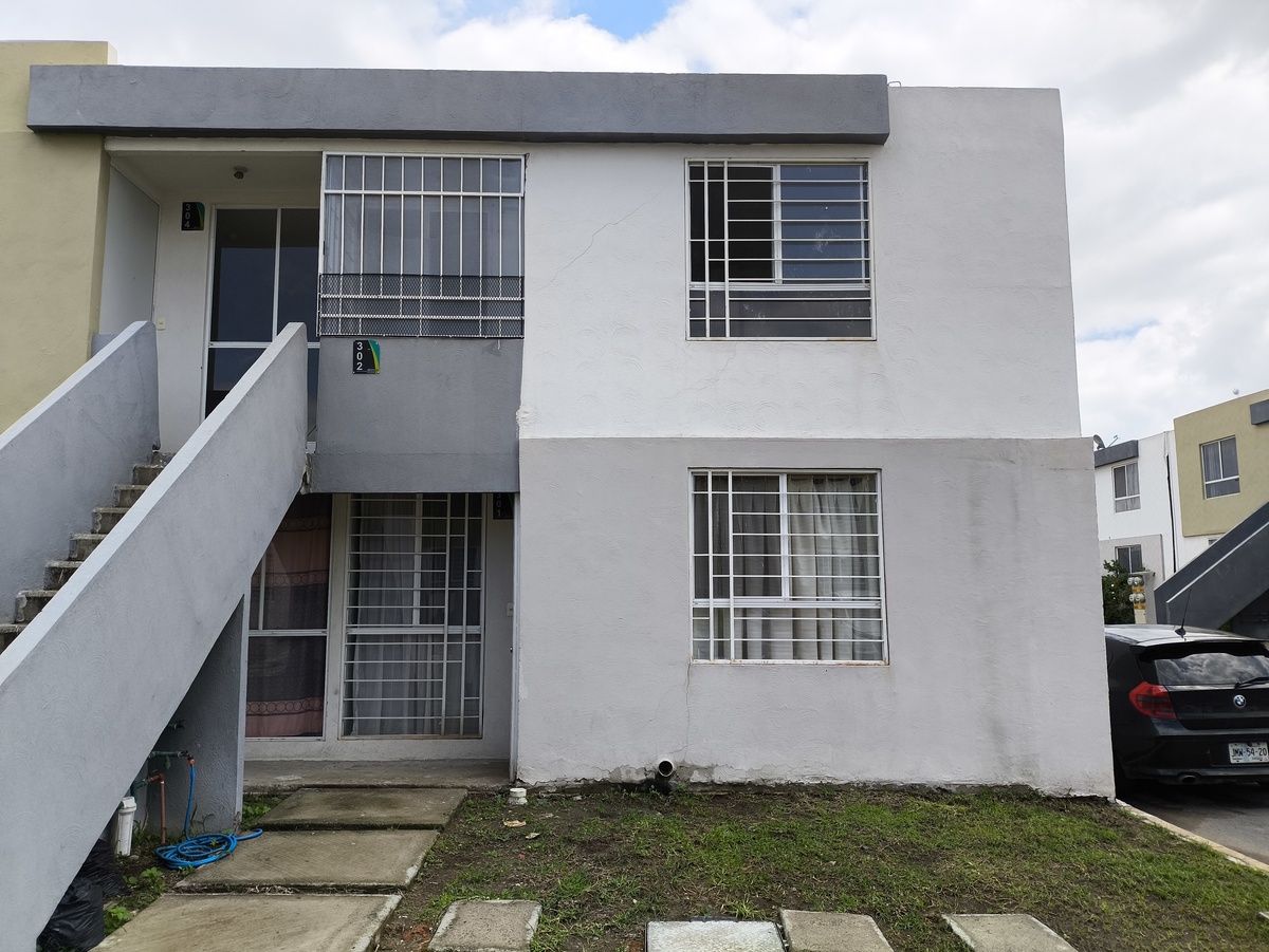 1 of 22: Casa de arriba