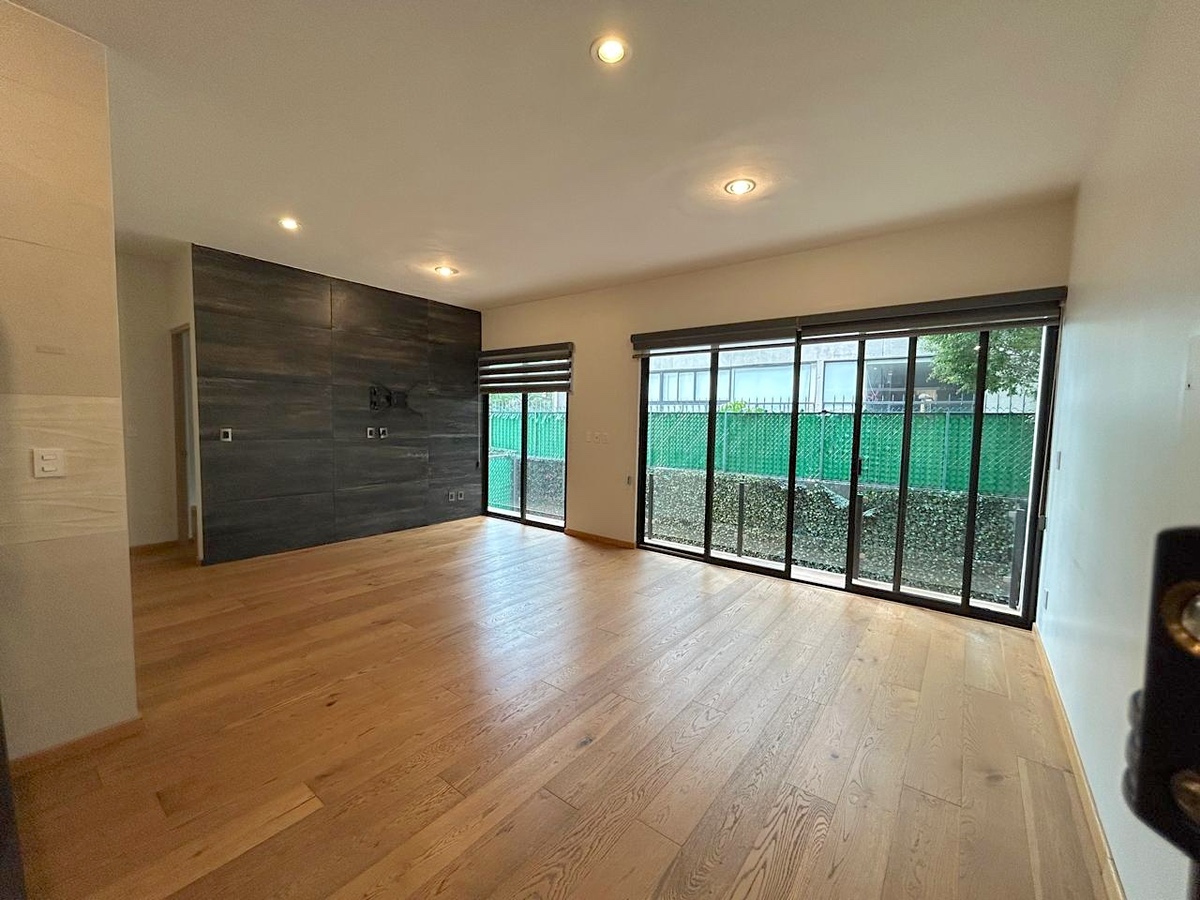 2 de 15: Sala - comedor