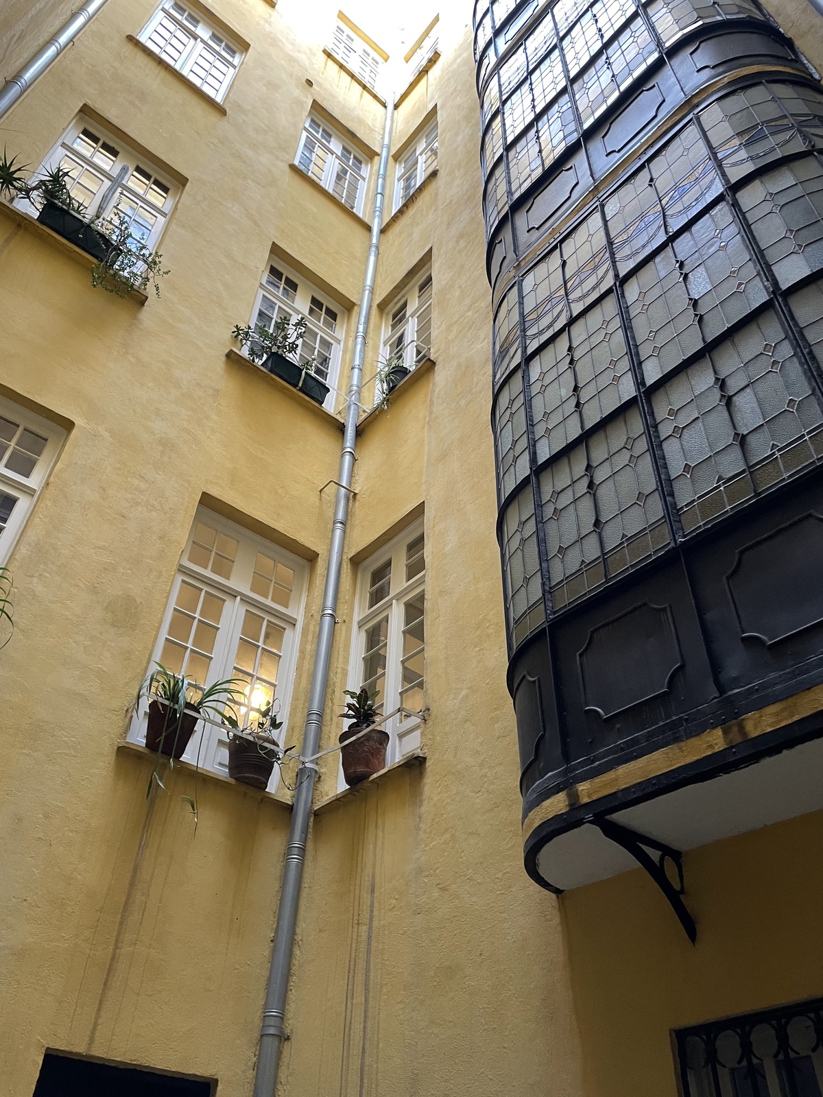 12 de 36: Vista interior del edificio