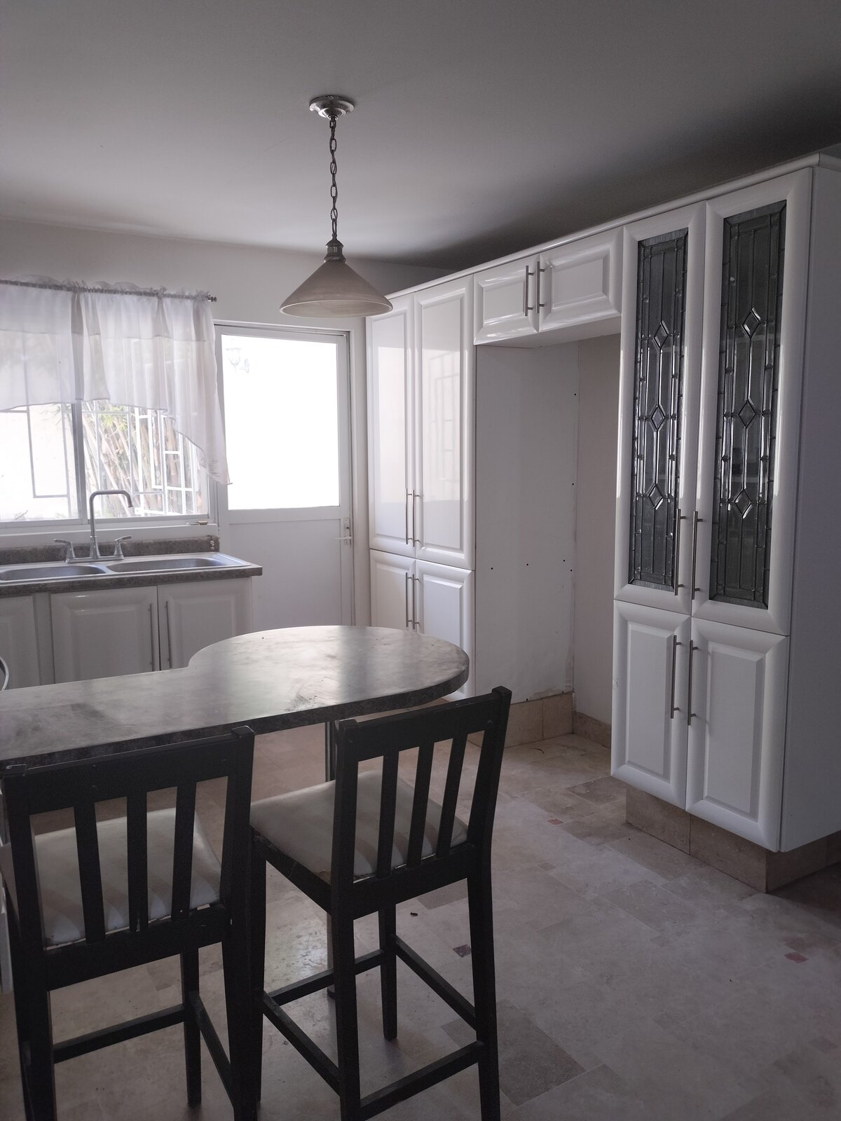 4 of 16: cocina