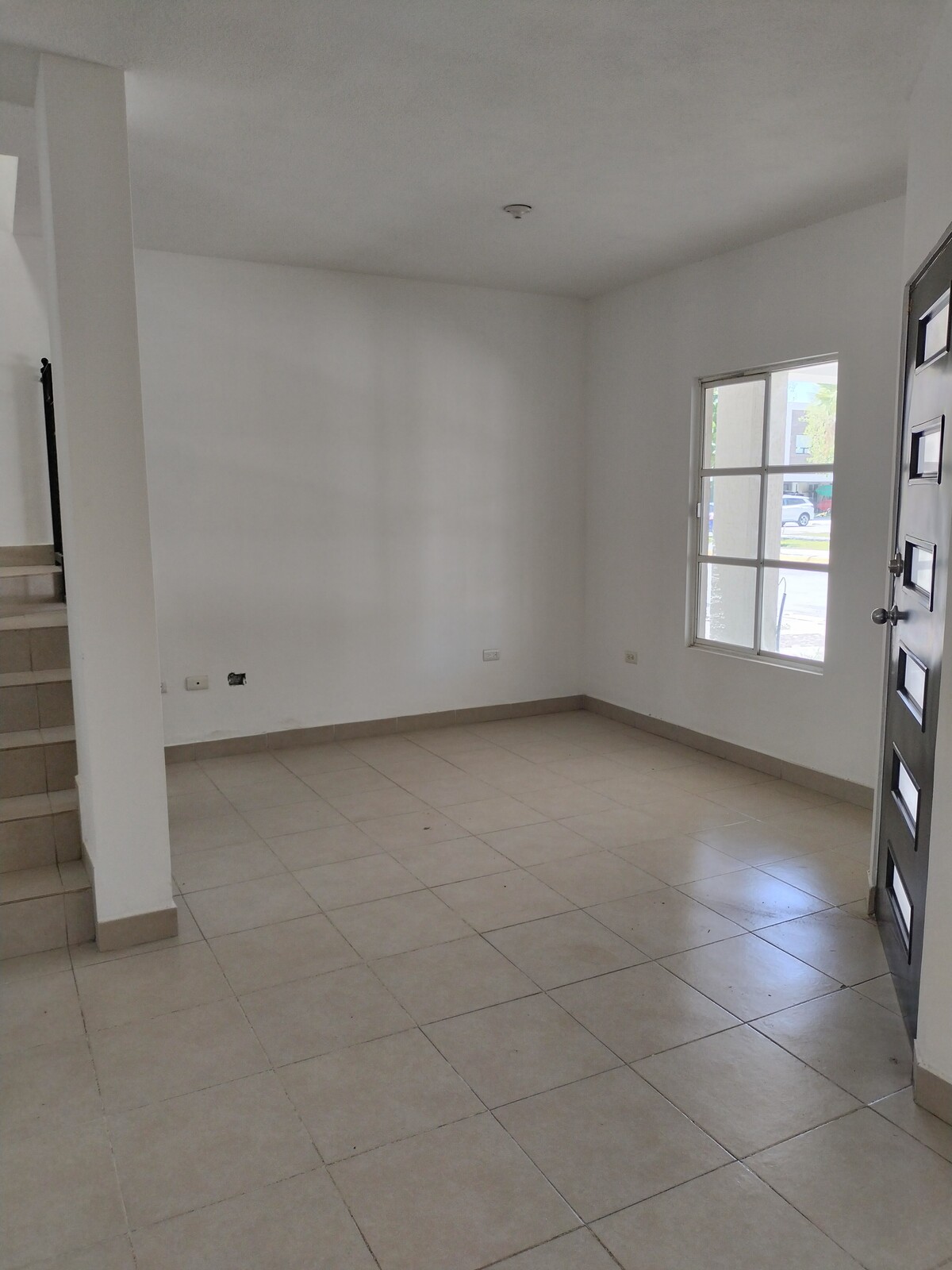 3 of 22: sala