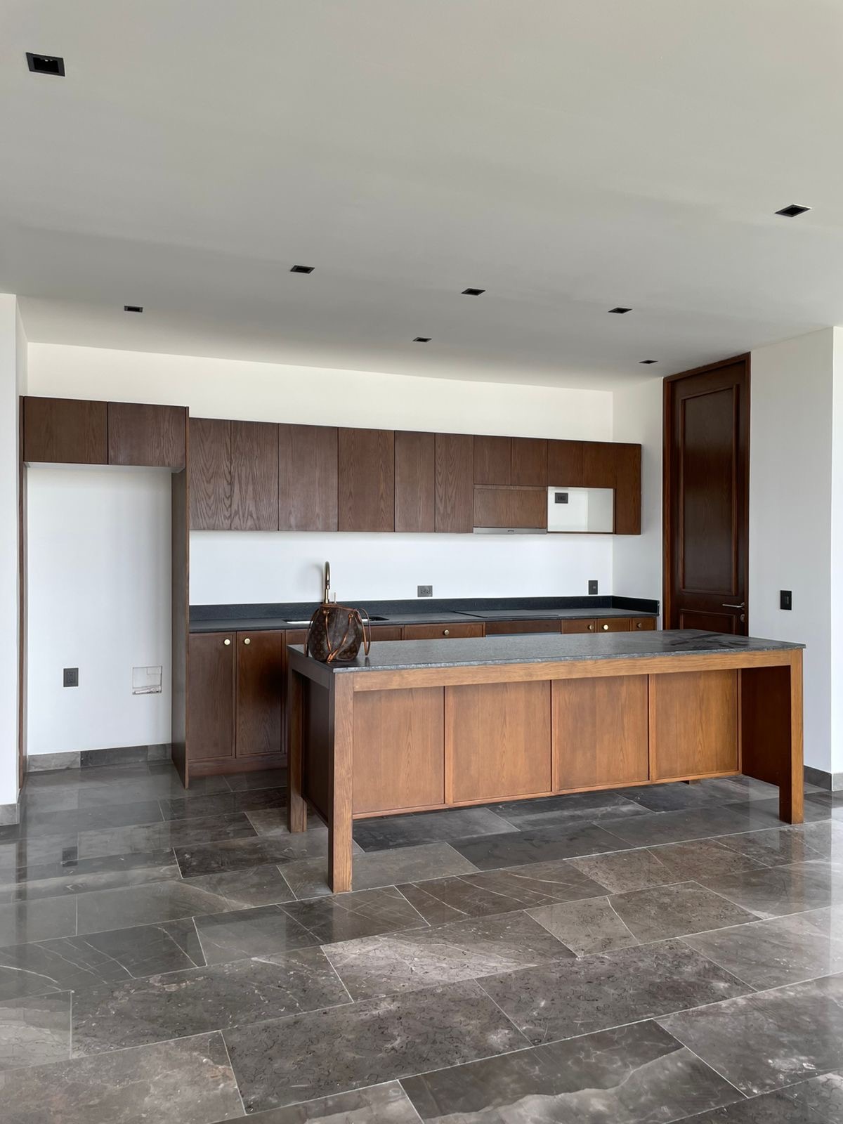 2 of 20: Cocina